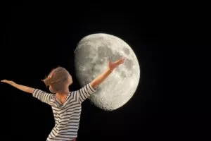 Как влияет луна на человека